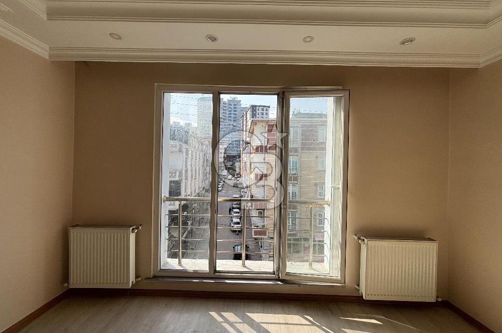 ESENYURT YEŞİLKENT MAHALLESİNDE BOŞ KREDİYE UYGUN SATILIK 3+1