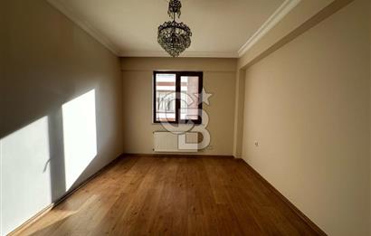 Çanakkale Merkez'de Site İçi Geniş ve Kullanışlı Kiralık 3+1 Daire!