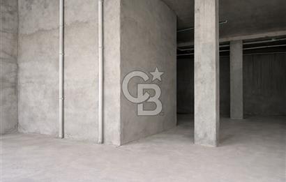 ACIBADEM KONAKLARI 13M CADDE CEPHELİ ÖN KULLANIMLI 341 M2 DÜKKAN