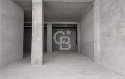 ACIBADEM KONAKLARI 13M CADDE CEPHELİ ÖN KULLANIMLI 341 M2 DÜKKAN