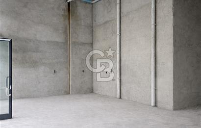 ACIBADEM KONAKLARI 13M CADDE CEPHELİ ÖN KULLANIMLI 341 M2 DÜKKAN