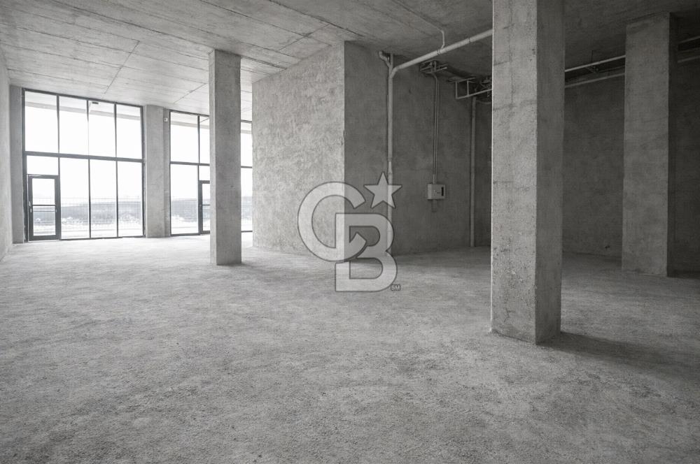 ACIBADEM KONAKLARI 13M CADDE CEPHELİ ÖN KULLANIMLI 341 M2 DÜKKAN