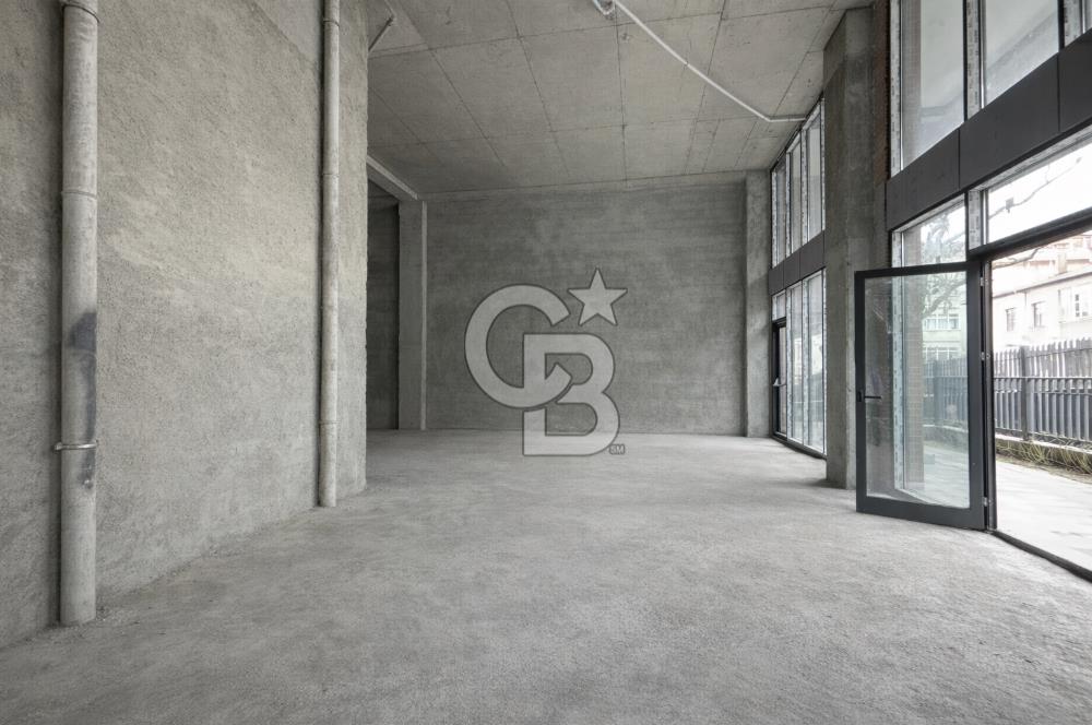 ACIBADEM KONAKLARI 13M CADDE CEPHELİ ÖN KULLANIMLI 341 M2 DÜKKAN