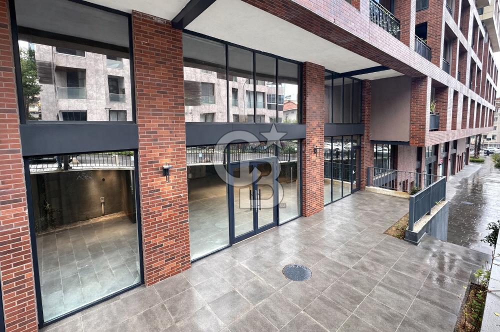 ACIBADEM KONAKLARI 13M CADDE CEPHELİ ÖN KULLANIMLI 341 M2 DÜKKAN