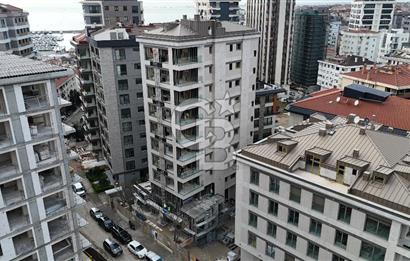 FENERYOLU BAĞDAT CD. 1.BİNA KONUMLU 172m² ÖN KULLANIMLI MAĞAZA