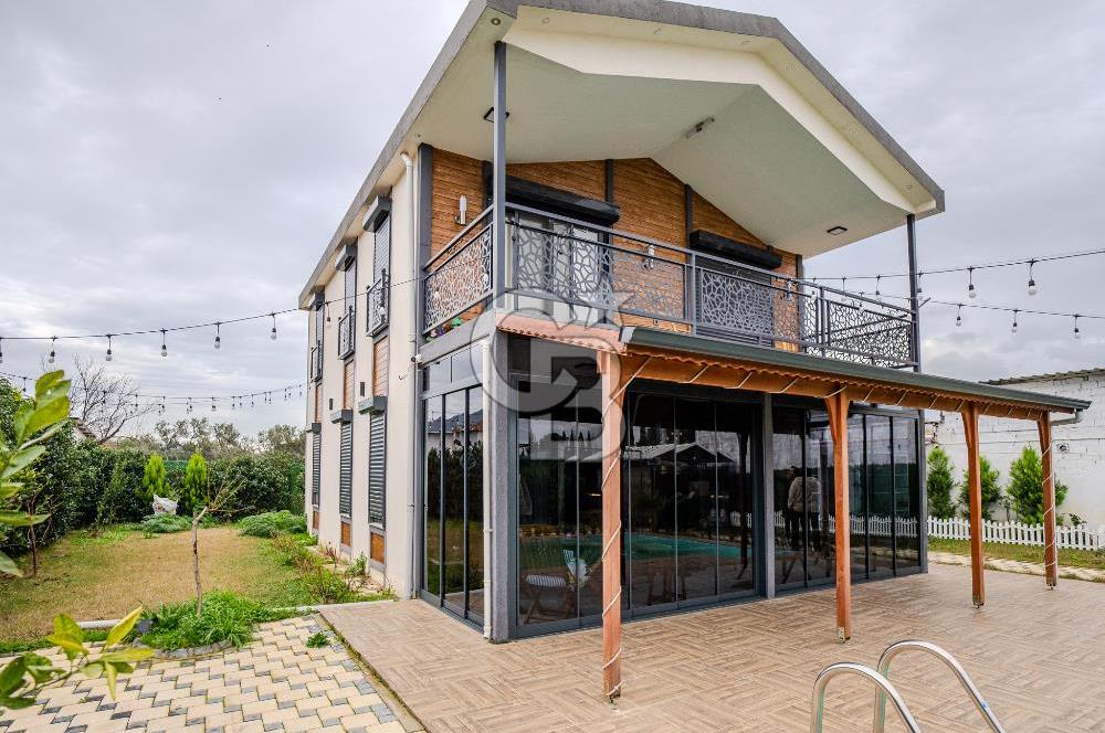 İZMİR BAYINDIR'DA 4+1 HAVUZLU İSKANLI SATILIK MÜSTAKİL VİLLA