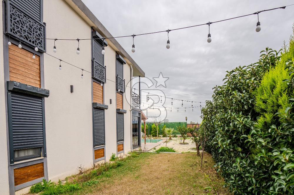 İZMİR BAYINDIR'DA 4+1 HAVUZLU İSKANLI SATILIK MÜSTAKİL VİLLA