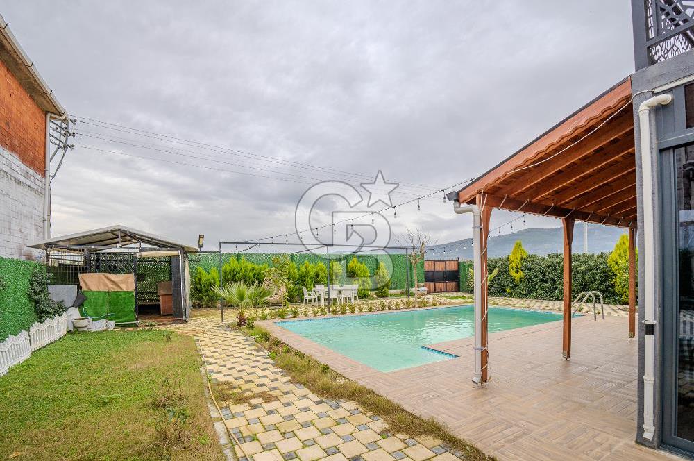 İZMİR BAYINDIR'DA 4+1 HAVUZLU İSKANLI SATILIK MÜSTAKİL VİLLA