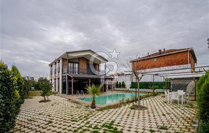 İZMİR BAYINDIR'DA 4+1 HAVUZLU İSKANLI SATILIK MÜSTAKİL VİLLA