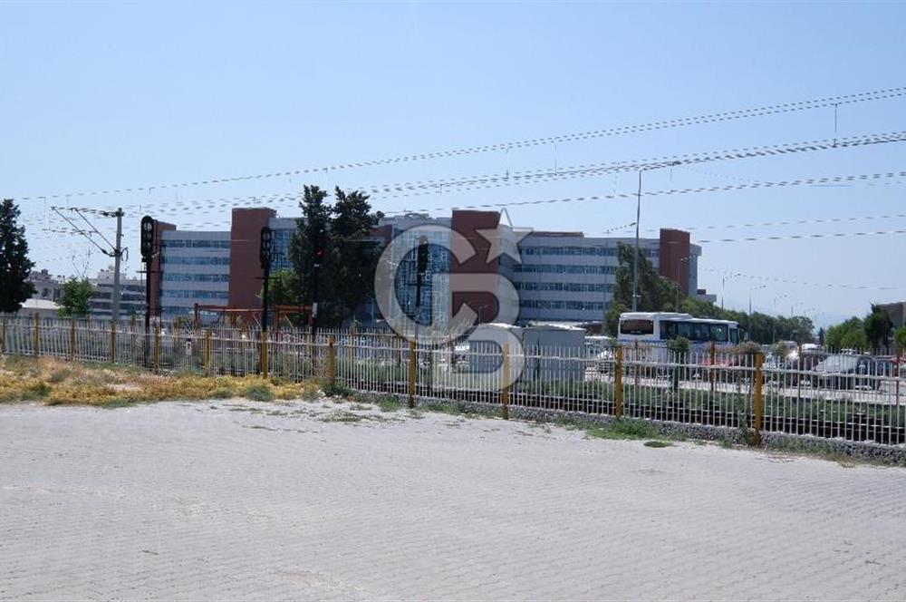 CB İYA' DAN KÜÇÜK ÇİĞLİ PAZARYERİNE CEPHE SATILIK KÖŞE DÜKKAN