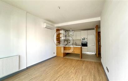 Ataşehir Modern 3te Havuz Manzaralı 1+1 Satılık Daire