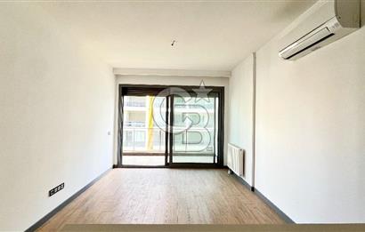 Ataşehir Modern 3te Havuz Manzaralı 1+1 Satılık Daire