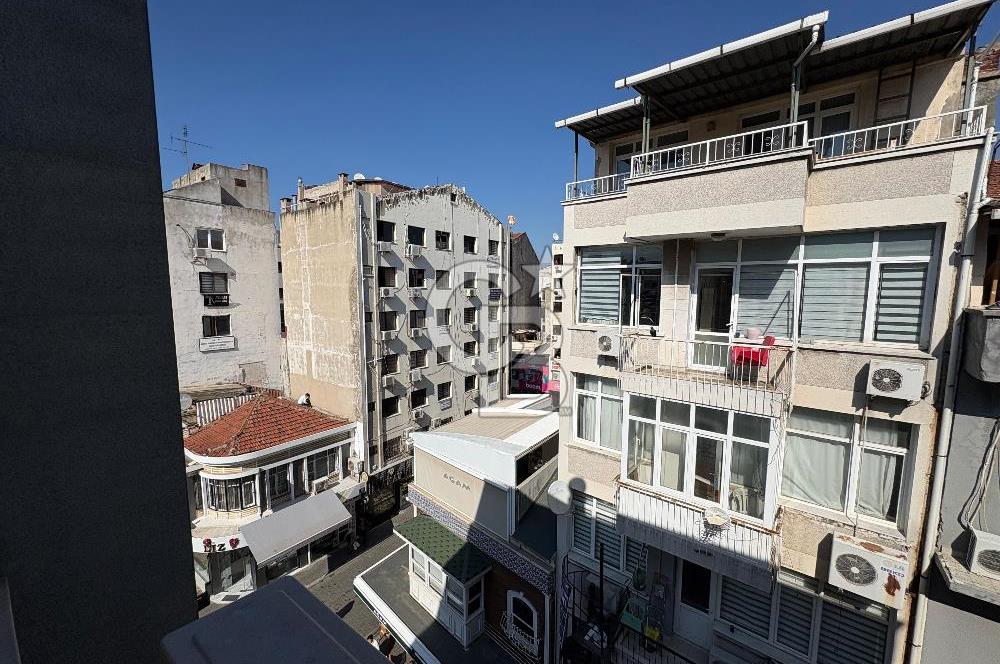 Karşıyaka Çarşı’nın Kalbinde SATILIK  Büro / Ofis – Merkezi Konumda