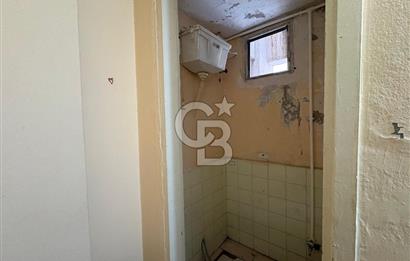 Karşıyaka Çarşı’nın Kalbinde SATILIK  Büro / Ofis – Merkezi Konumda