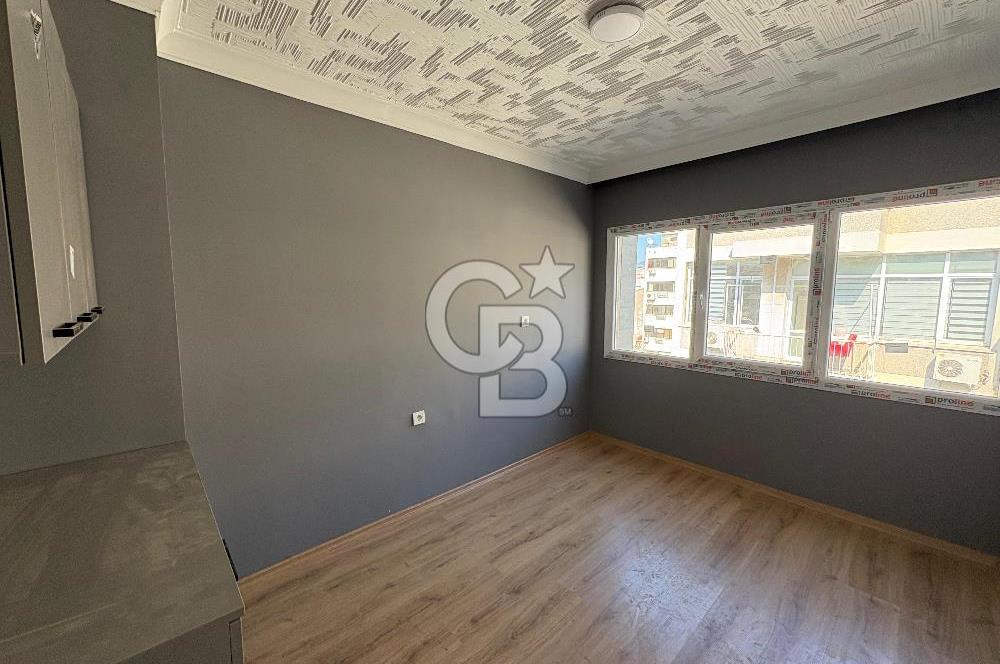 Karşıyaka Çarşı’nın Kalbinde SATILIK  Büro / Ofis – Merkezi Konumda