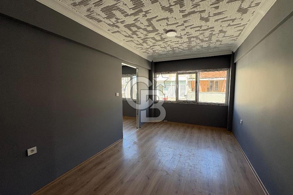 Karşıyaka Çarşı’nın Kalbinde SATILIK  Büro / Ofis – Merkezi Konumda