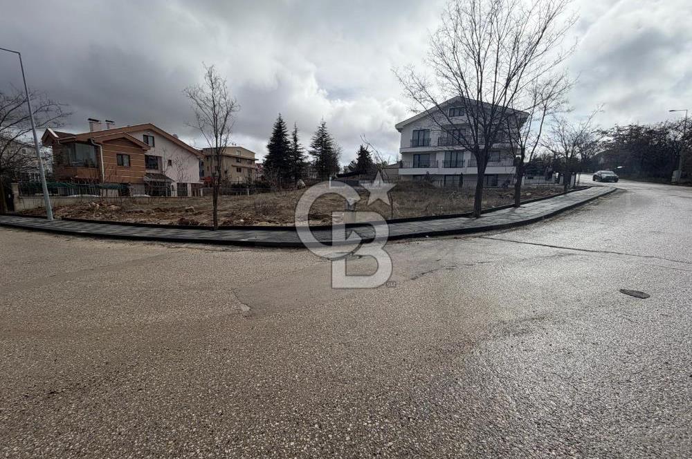 İNCEK BULVAR LOFT ARKASI KÖŞE PARSEL 603 M² SATILIK ARSA