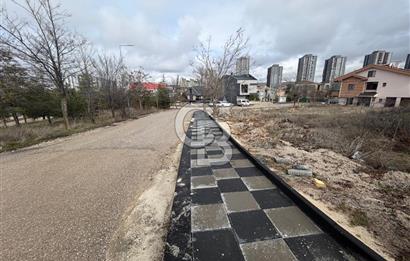 İNCEK BULVAR LOFT ARKASI KÖŞE PARSEL 603 M² SATILIK ARSA