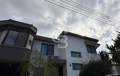 Yenikent'te Satılık Havuzlu Villa !!!