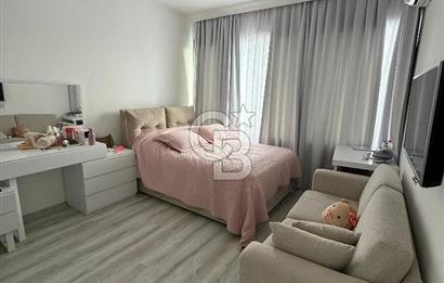 Yenikent'te Satılık Havuzlu Villa !!!