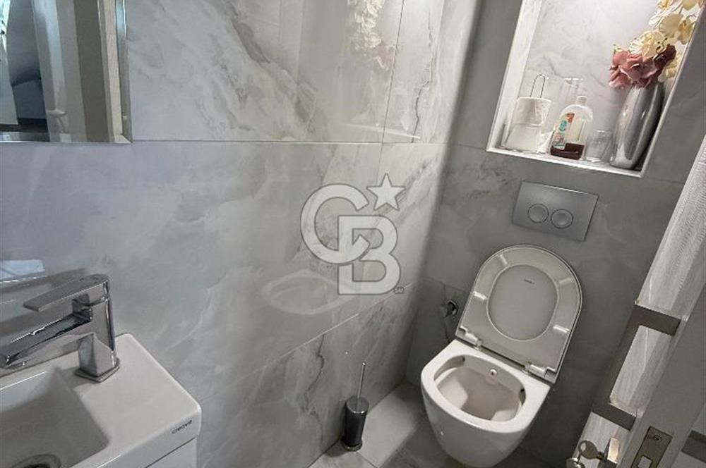 Yenikent'te Satılık Havuzlu Villa !!!