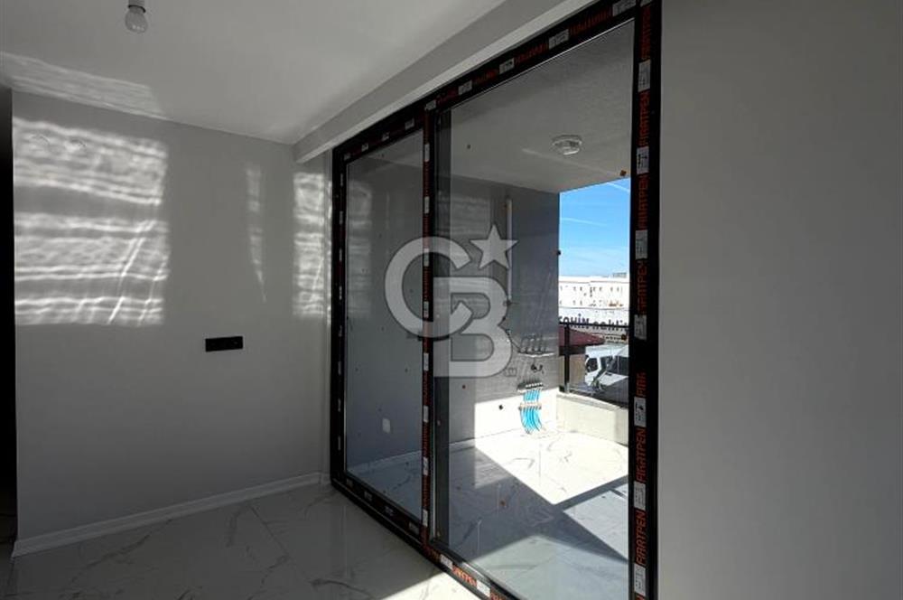 Cumhuriyet Mahallesinde Bulvar üzerinde 2+1 daire