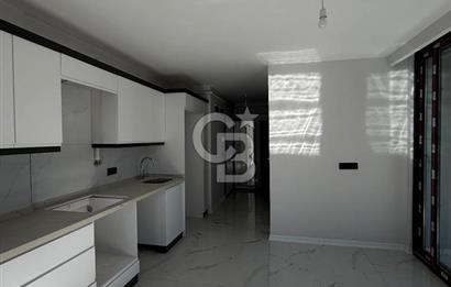 Cumhuriyet Mahallesinde Bulvar üzerinde 2+1 daire