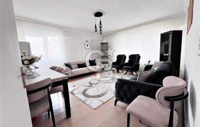 ŞEHİTLER CADDESİ KATTA ASANSÖRLÜ İSKANLI ÖN CEPHE 2 BALKONLU 3+1