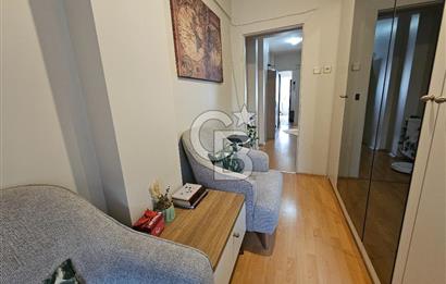 Kadıköy Yeldeğirmeni'nde 2+1 Satılık Temiz Daire