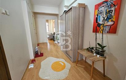 Kadıköy Yeldeğirmeni'nde 2+1 Satılık Temiz Daire