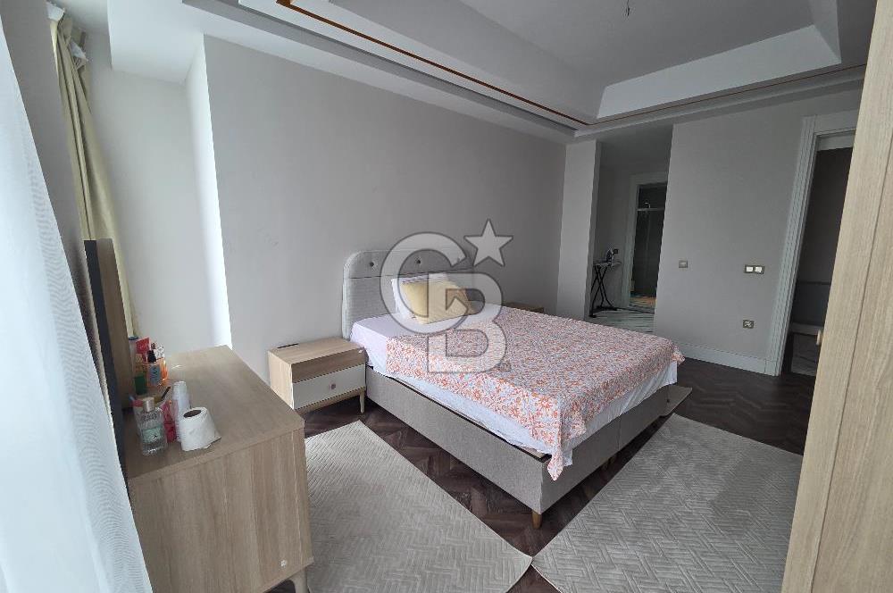 KARTEPE ZERAY ESİL KAPALI MUTFAKLI BÜYÜK TİP 2,5+1 SATILIK DAİRE