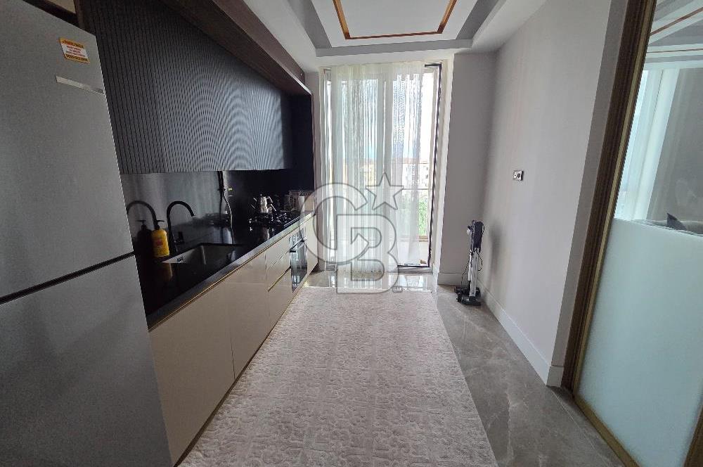 KARTEPE ZERAY ESİL KAPALI MUTFAKLI BÜYÜK TİP 2,5+1 SATILIK DAİRE