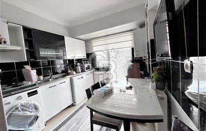 ŞEHİTLER CADDESİ KATTA ASANSÖRLÜ İSKANLI ÖN CEPHE 2 BALKONLU 3+1