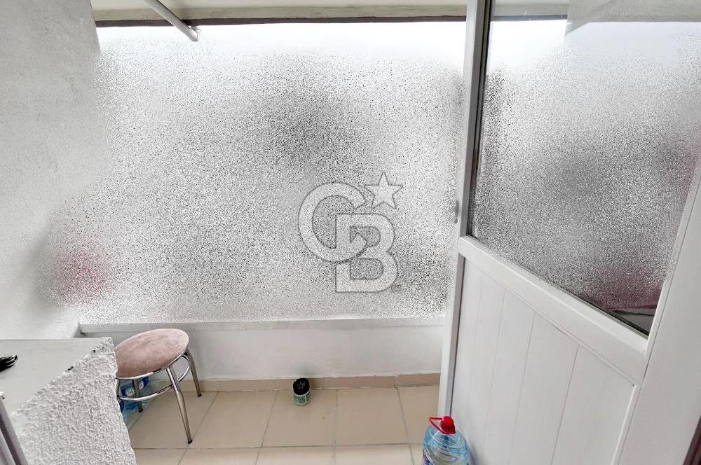 ŞEHİTLER CADDESİ KATTA ASANSÖRLÜ İSKANLI ÖN CEPHE 2 BALKONLU 3+1