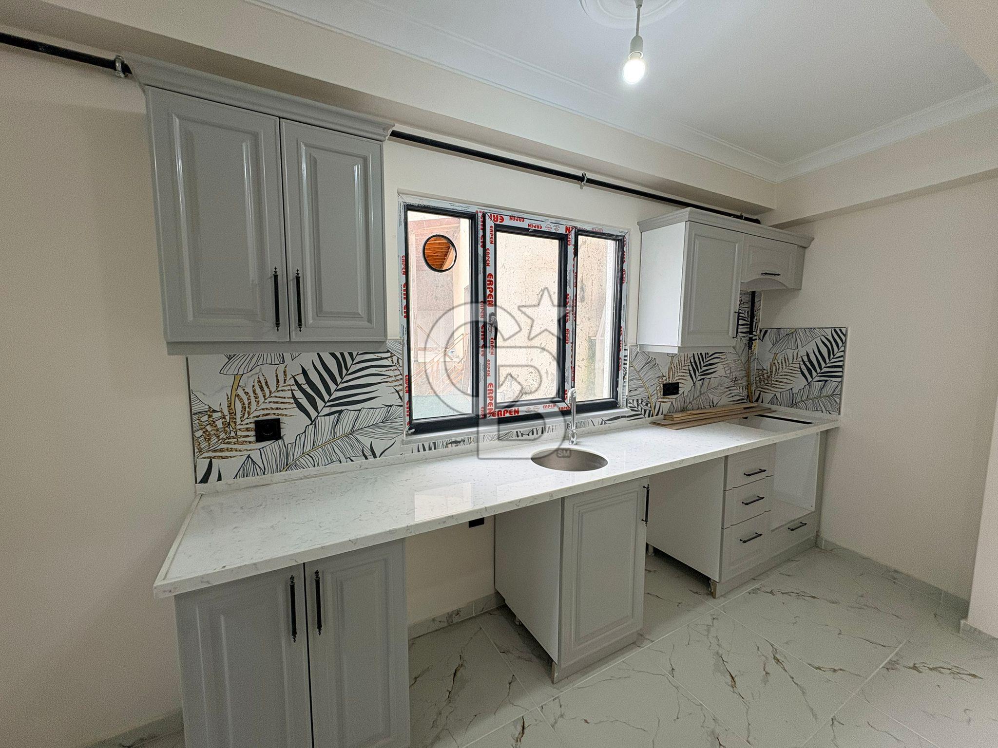 MERKEZİ KONUMDA 2+2 KULLANIŞLI DAİRE