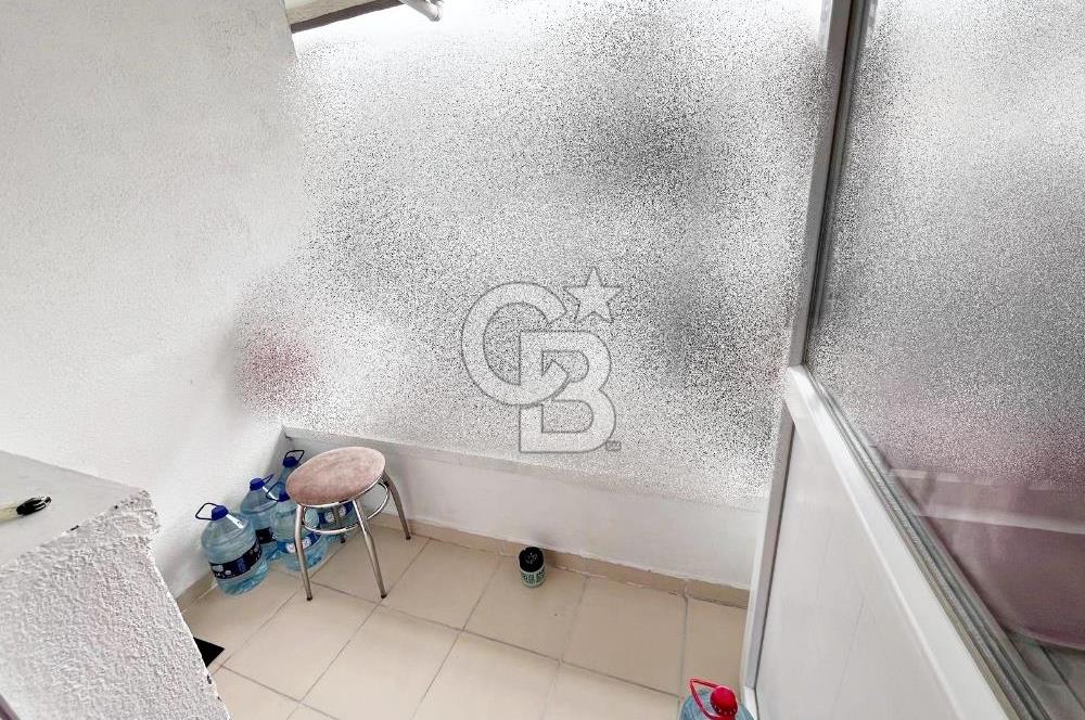 ŞEHİTLER CADDESİ KATTA ASANSÖRLÜ İSKANLI ÖN CEPHE 2 BALKONLU 3+1