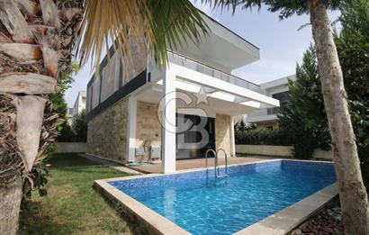 Kuşadası Davutlar Sirius Life Villalarında 4+1 Müstakil Villa