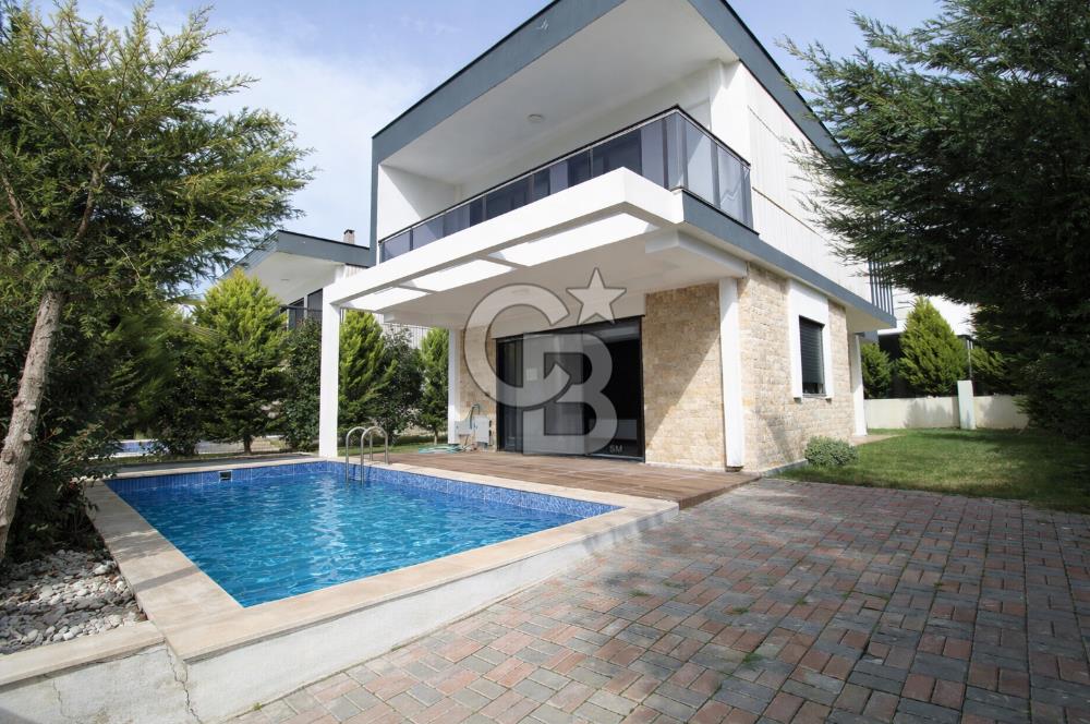 Kuşadası Davutlar Sirius Life Villalarında 4+1 Müstakil Villa