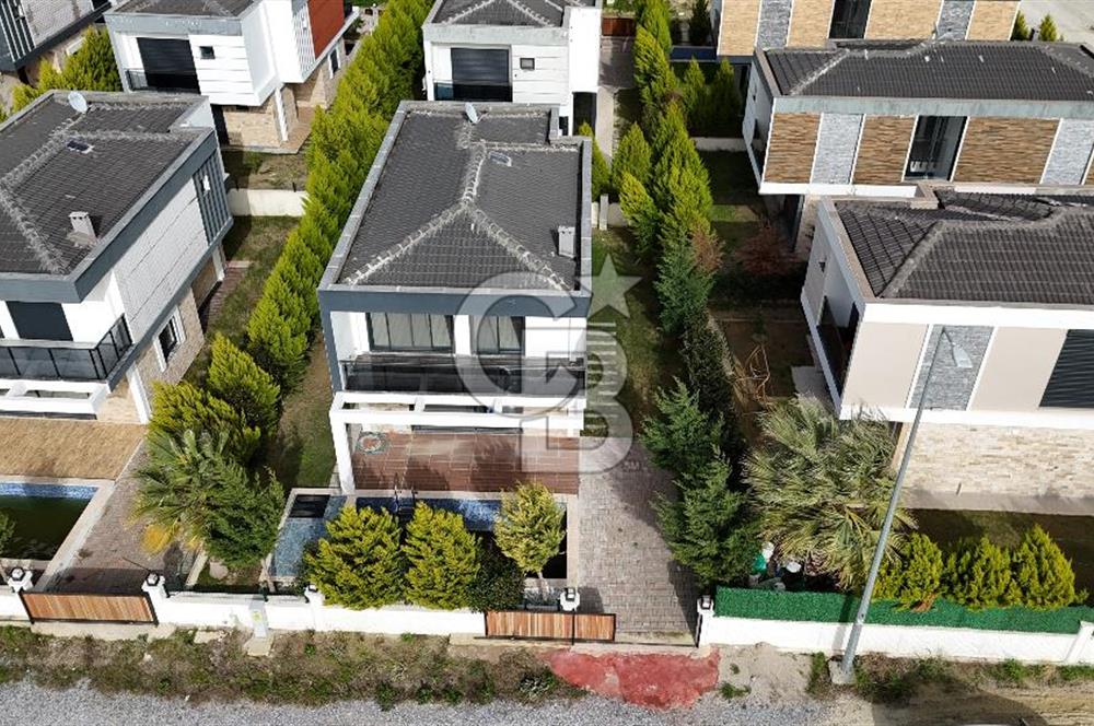 Kuşadası Davutlar Sirius Life Villalarında 4+1 Müstakil Villa