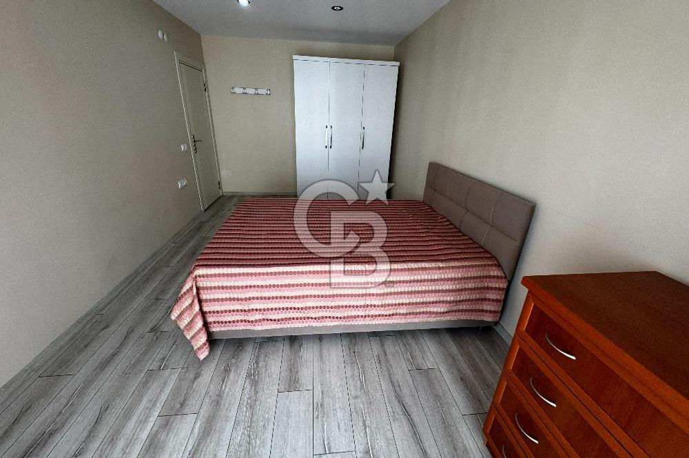 Hurma'nın Prestijli Sitesinde Havuz Manzaralı, Eşyalı 1+1 Daire