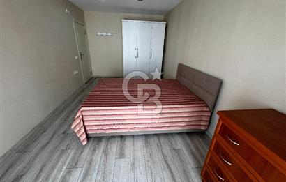 Hurma'nın Prestijli Sitesinde Havuz Manzaralı, Eşyalı 1+1 Daire