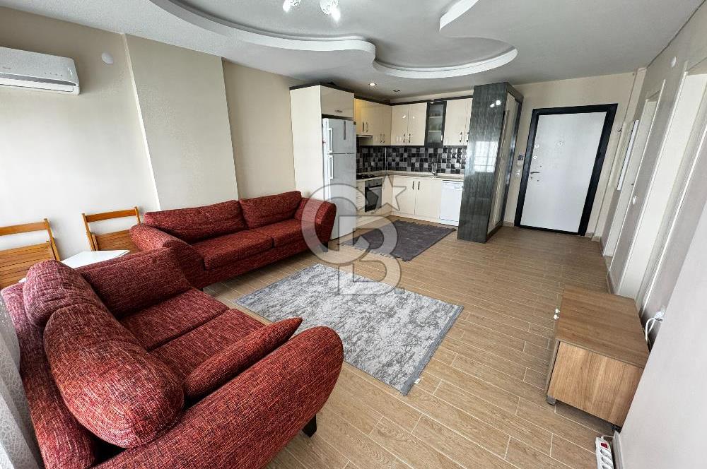 Hurma'nın Prestijli Sitesinde Havuz Manzaralı, Eşyalı 1+1 Daire