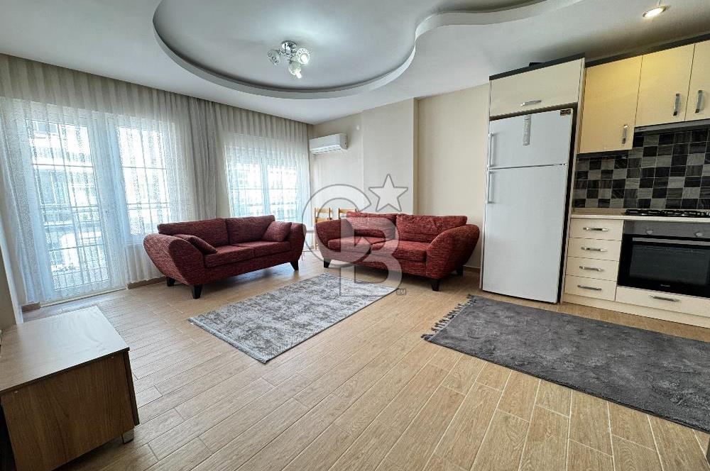 Hurma'nın Prestijli Sitesinde Havuz Manzaralı, Eşyalı 1+1 Daire