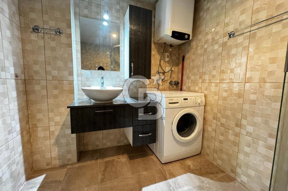 Hurma'nın Prestijli Sitesinde Havuz Manzaralı, Eşyalı 1+1 Daire