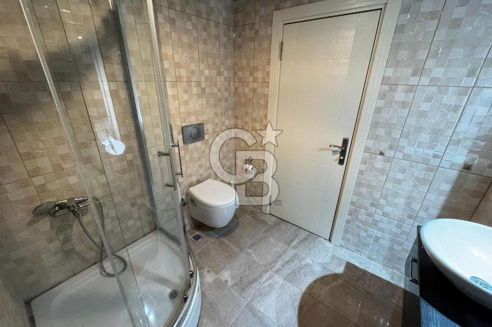 Hurma'nın Prestijli Sitesinde Havuz Manzaralı, Eşyalı 1+1 Daire