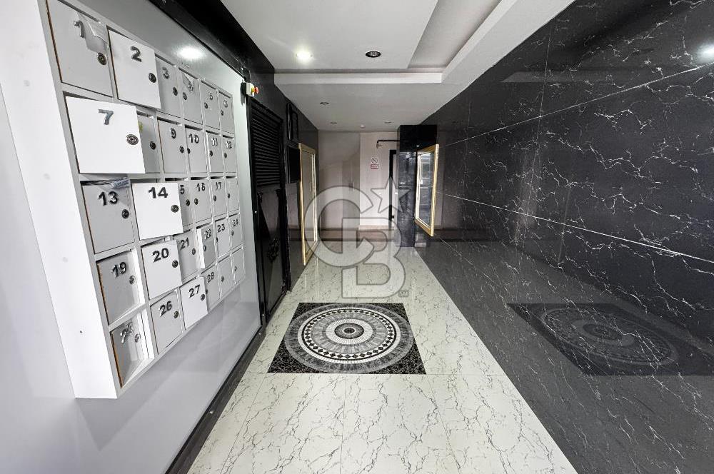 Hurma'nın Prestijli Sitesinde Havuz Manzaralı, Eşyalı 1+1 Daire