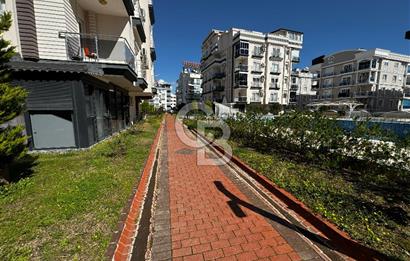 Hurma'nın Prestijli Sitesinde Havuz Manzaralı, Eşyalı 1+1 Daire