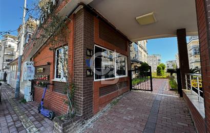 Hurma'nın Prestijli Sitesinde Havuz Manzaralı, Eşyalı 1+1 Daire