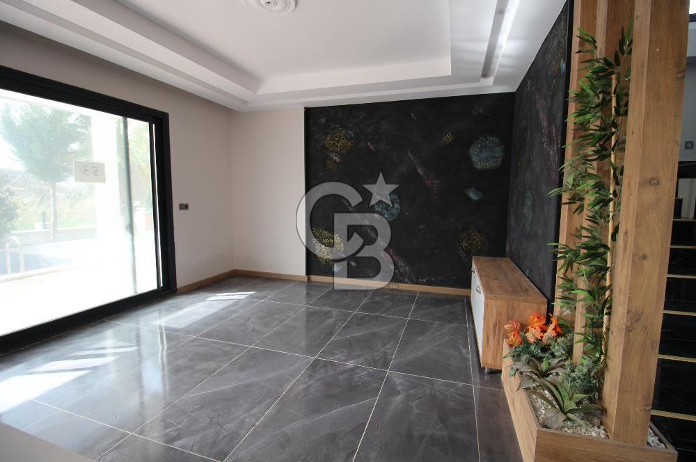 Kuşadası Davutlar Sirius Life Villalarında 4+1 Müstakil Villa