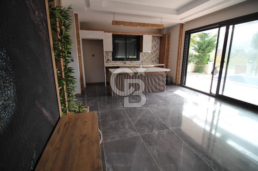 Kuşadası Davutlar Sirius Life Villalarında 4+1 Müstakil Villa